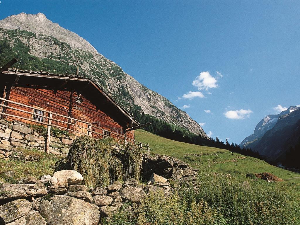 Gaensleit Hotel